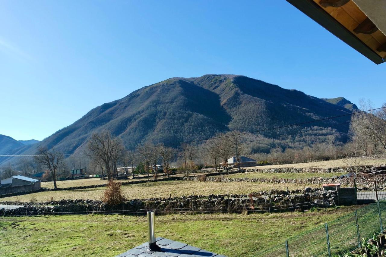 El Parreiro Vut-Le-610 Villablino Exterior foto